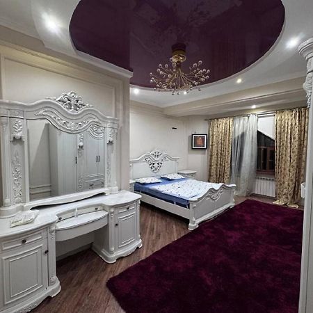 A Stylish Apartment In The Heart Of Tashkent! ภายนอก รูปภาพ