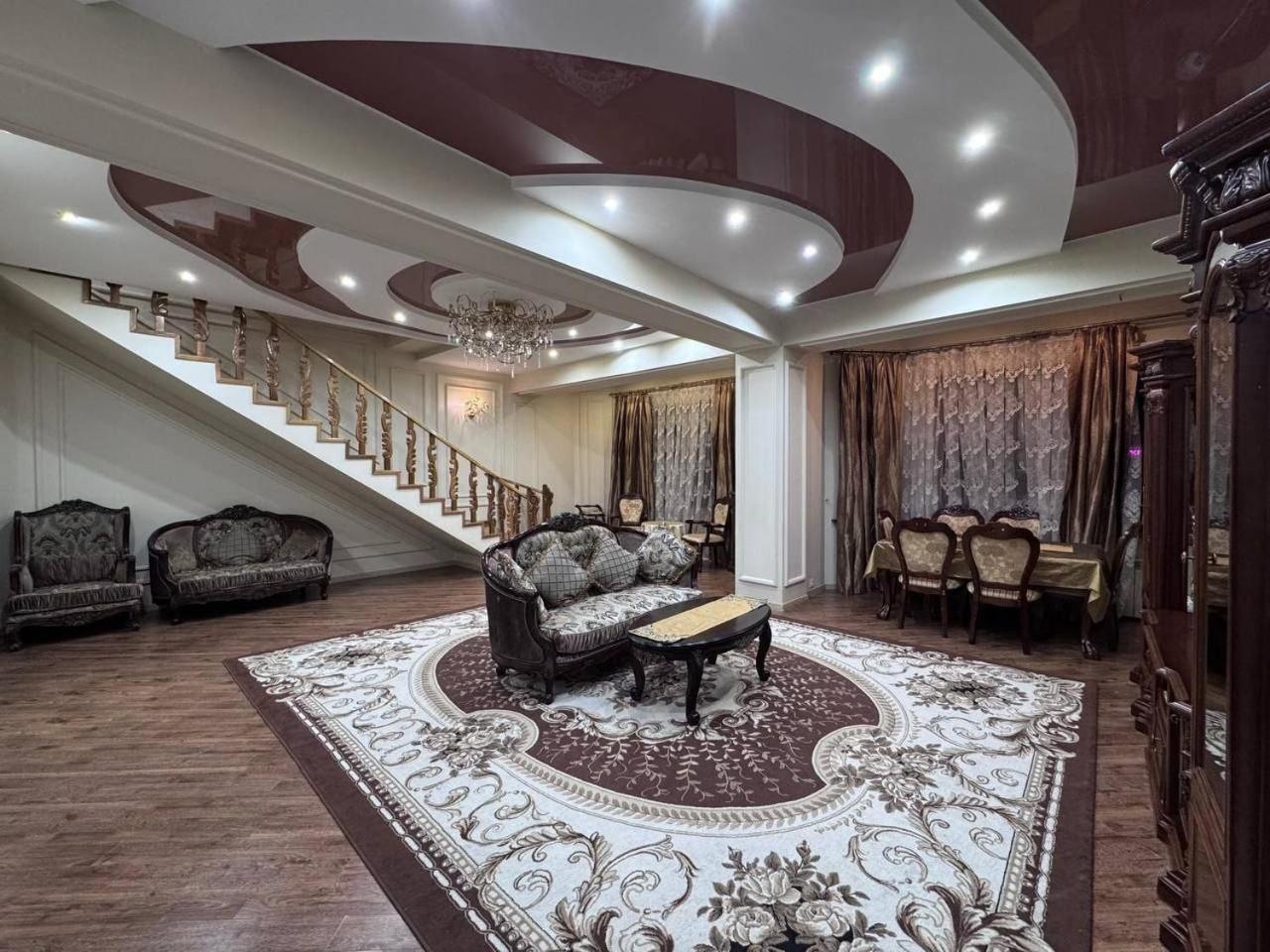 A Stylish Apartment In The Heart Of Tashkent! ภายนอก รูปภาพ