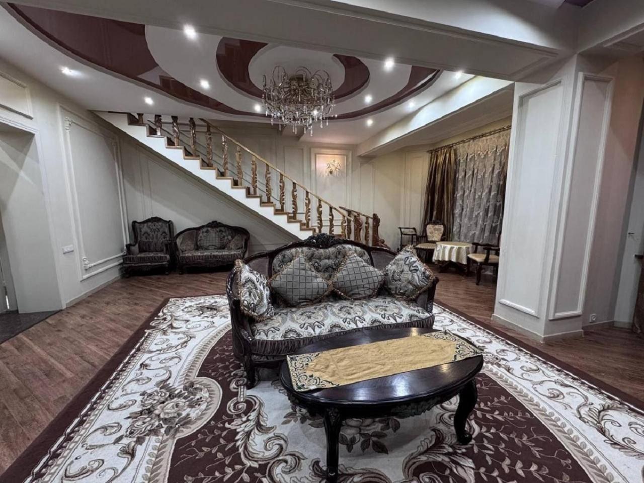 A Stylish Apartment In The Heart Of Tashkent! ภายนอก รูปภาพ